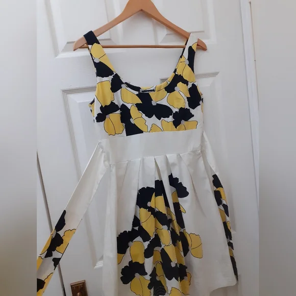 Warehouse fit & flare mini summer dress - Picture 4 of 4
